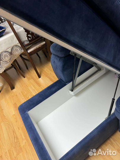 Краснадарский диван