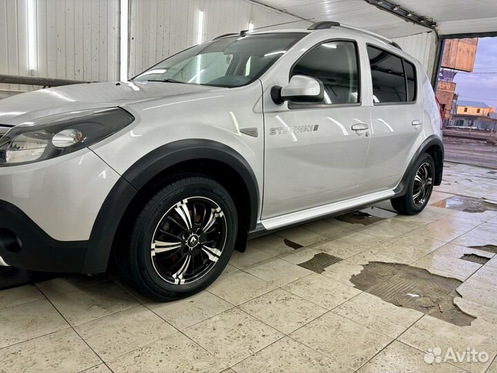 Renault Sandero Stepway 1.6 МТ, 2014, 181 500 км