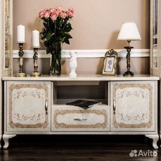 Мебель в гостиную Патрисия 1+тв +1 крем