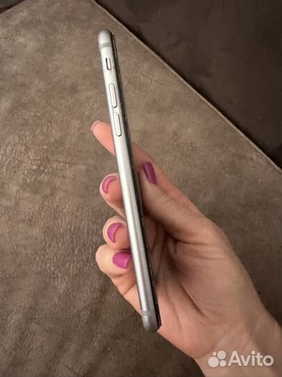 iPhone 6S, 32 ГБ