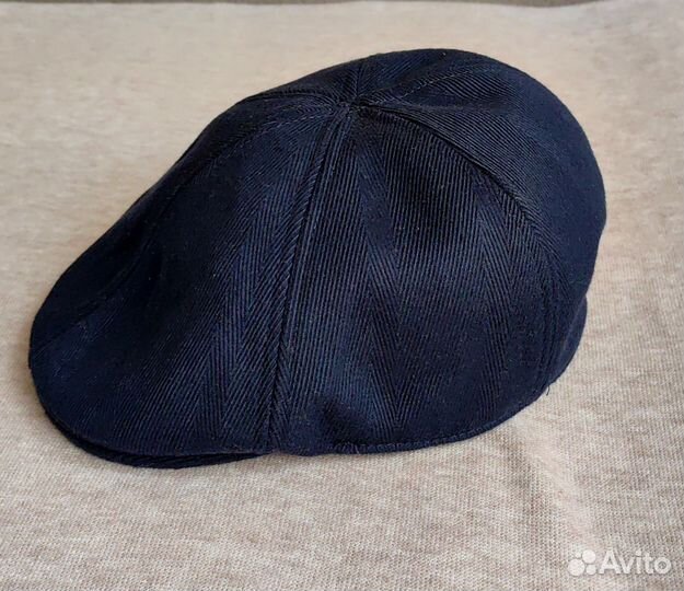 Кепка мужская Reserved демисезон