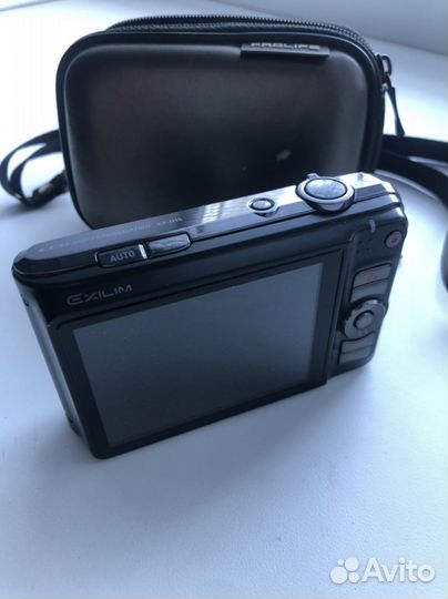 Фотоаппарат Casio нерабочий с чехлом