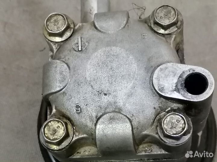 Насос гур Nissan Wingroad Y11 2001-2005