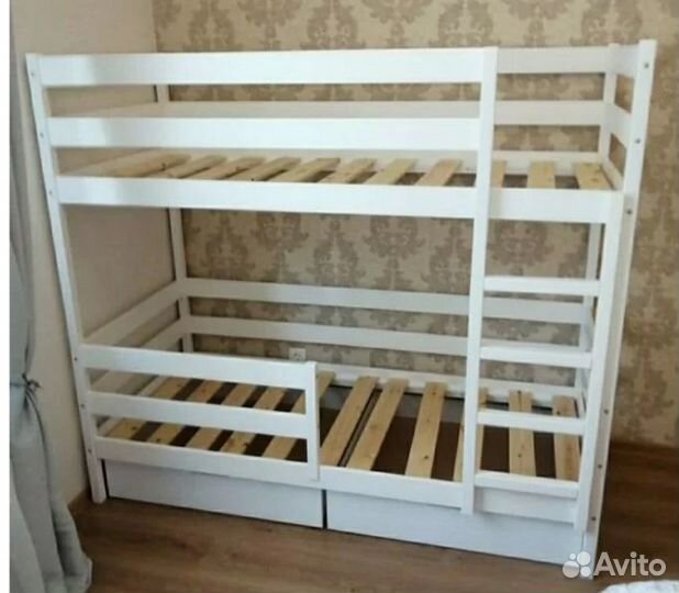 Двухъярусная кровать в наличии