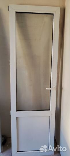 Дверь пластиковая