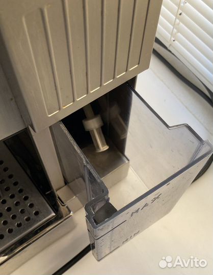 Кофеварка рожкового типа Delonghi Treviso