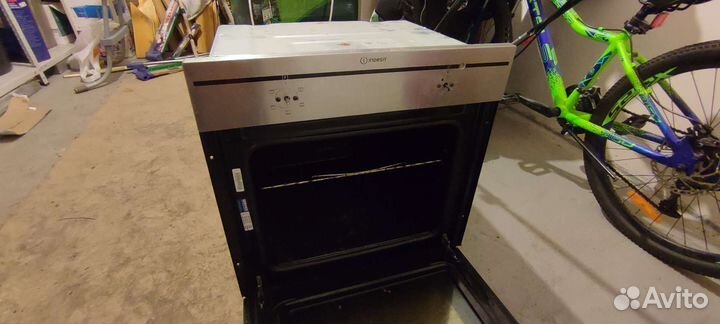 Электрический духовой шкаф indesit