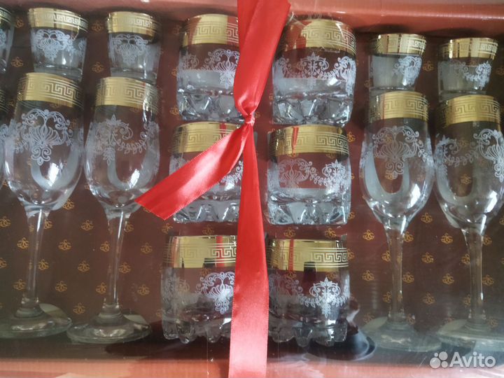 Бокалы фужеры рюмки