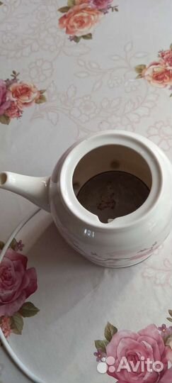 Электрический чайник 1.2л