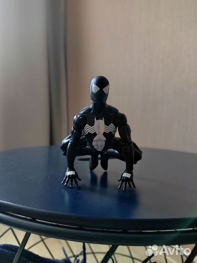 Hasbro spider man black suit человек паук