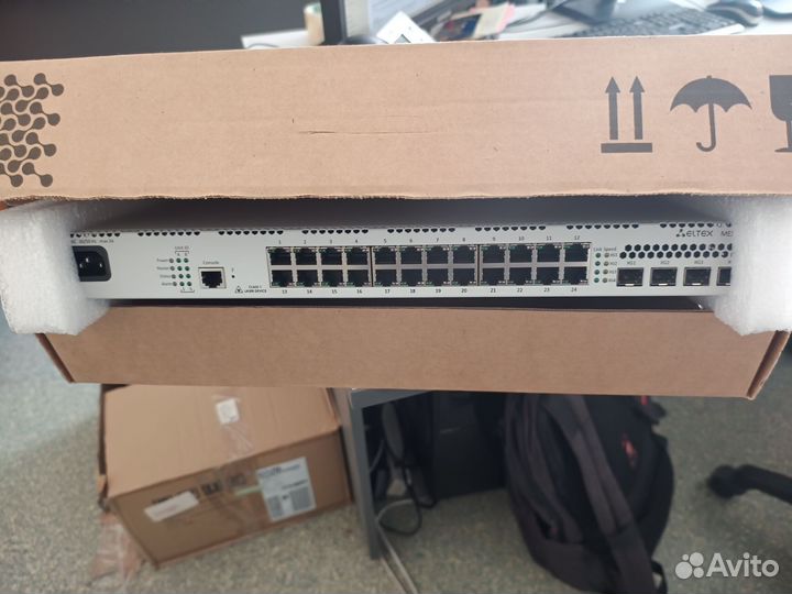 Управляемый коммутатор L3 POE Eltex MES2324p