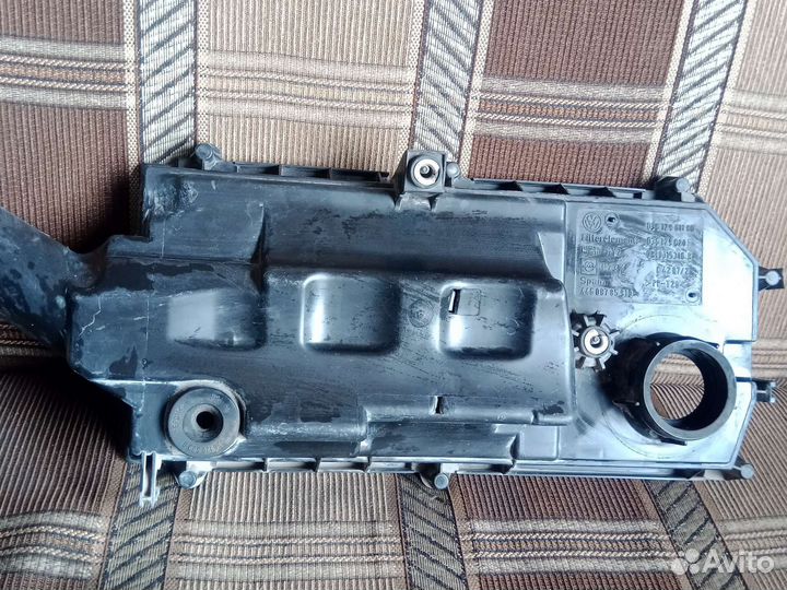 Нижняя часть корпуса воздушного фильтра шкода 1.4