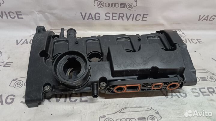 Крышка клапанная Volkswagen Passat B6