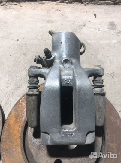 Задние суппорта+диски ауди а8д2