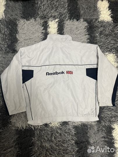 Арзивная ветровка reebok оригинал
