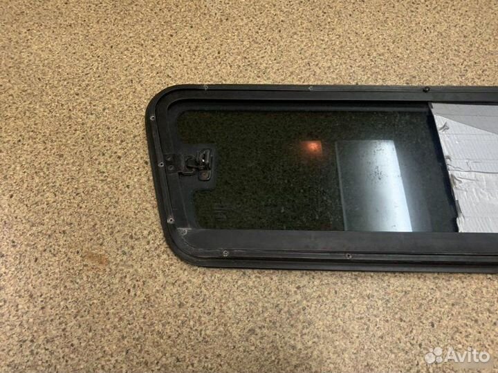 Стекло на кунг заднее правое Mitsubishi L200