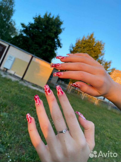 Маникюр на дому