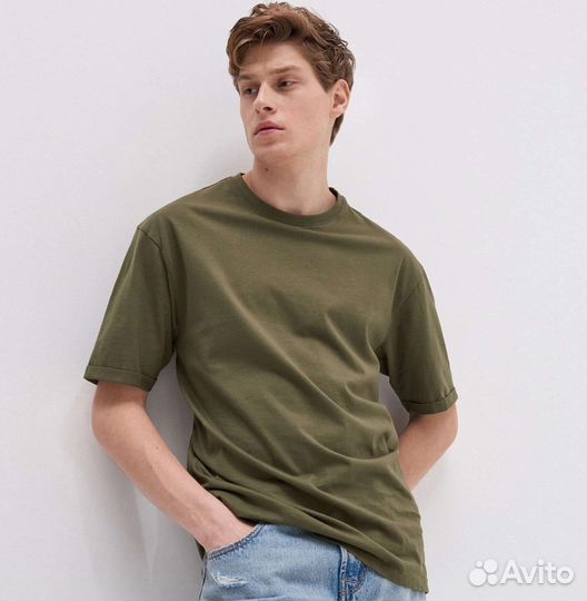 Футболки белые, красные, хаки, серый меланж