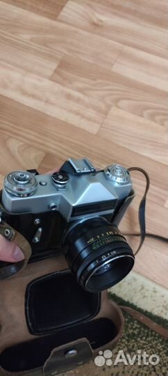 Пленочный фотоаппарат zenith