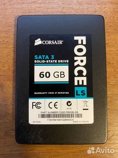 Жесткий диск SSD Corsair