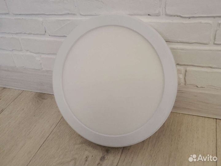 Светильник потолочный/настенный светодиодный