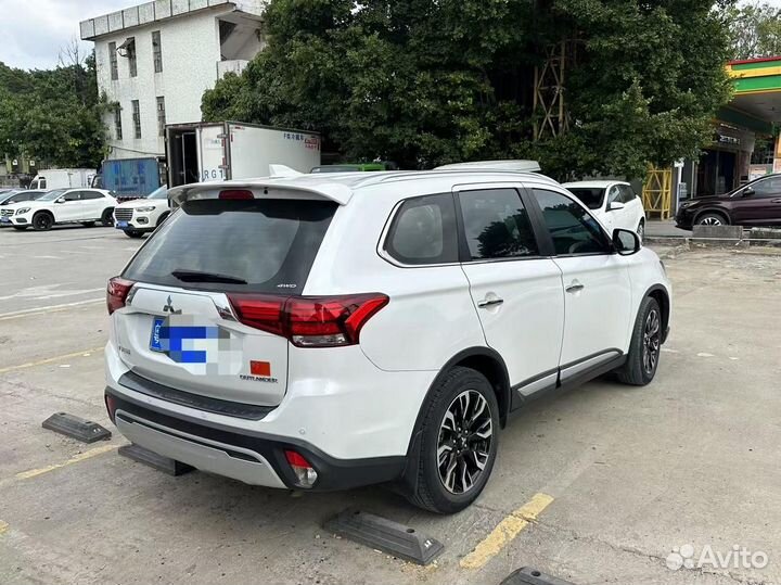 Mitsubishi Outlander 2.4 CVT, 2020, 50 000 км