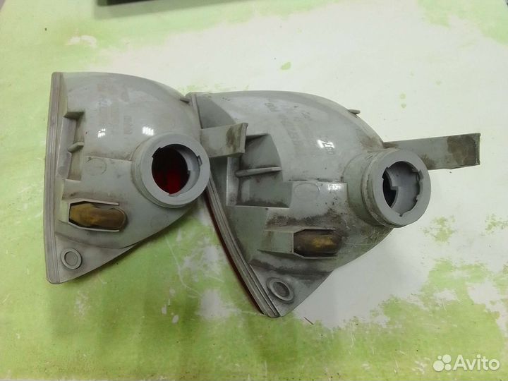 Фара противотуманная задняя правая Ford Focus I