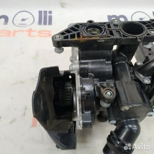 Помпа Audi A4 B9 2019