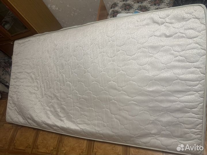 Матрас б/у