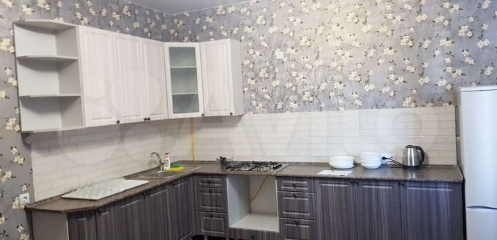 Коттедж 220 м² на участке 10 сот.