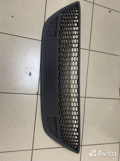 Ford 1523848 решетка бампера переднего Fo.2008- ST