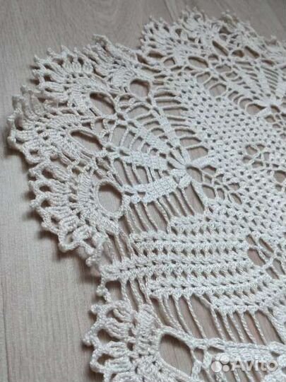 Салфетка ажурная вязаная круглая