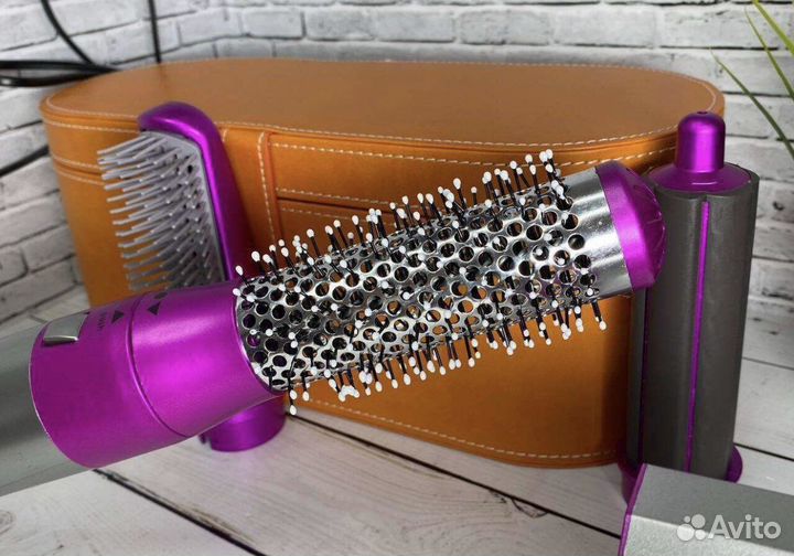 Фен Стайлер dyson в кейсе