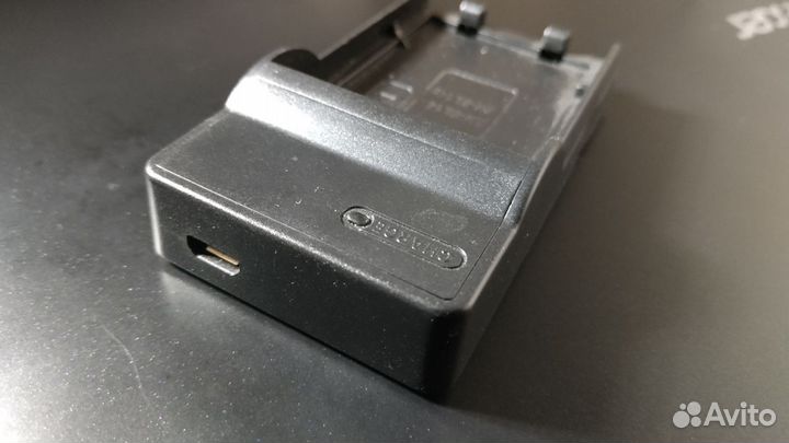 Зарядное устройство Nikon EN-EL14 EN-EL14a