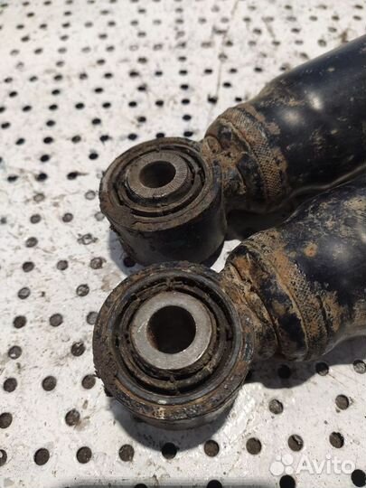 Амортизатор задний Skoda Yeti