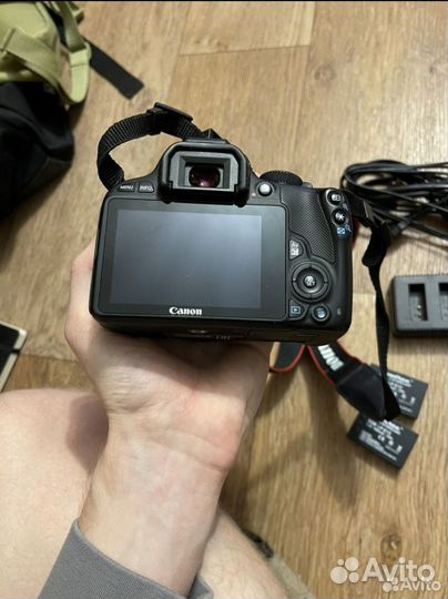 Зеркальный фотоаппарат canon eos 100d