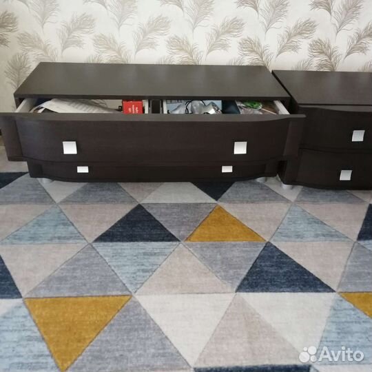 Тумба под тв