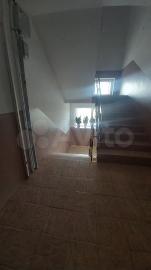 2-к. квартира, 81 м², 5/6 эт.