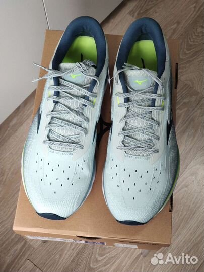 Mizuno wave sky 5 (12 us)