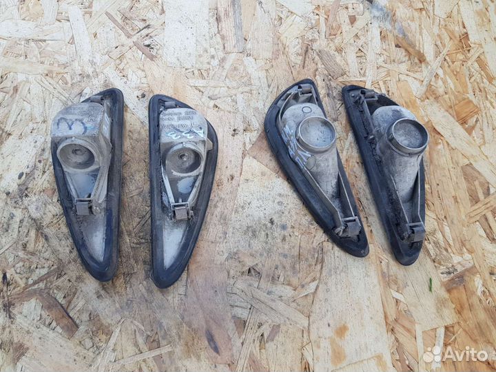 Катафоты бампера Nissan Maxima Cefiro A33