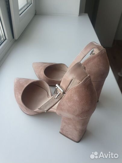 Босоножки женские 39 размер натуральная замша