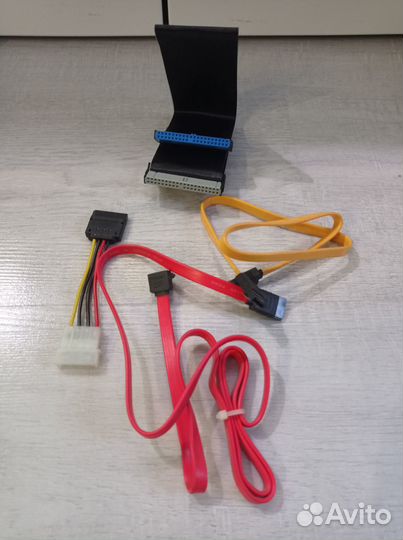 Переходник 1 Molex 2 SATA