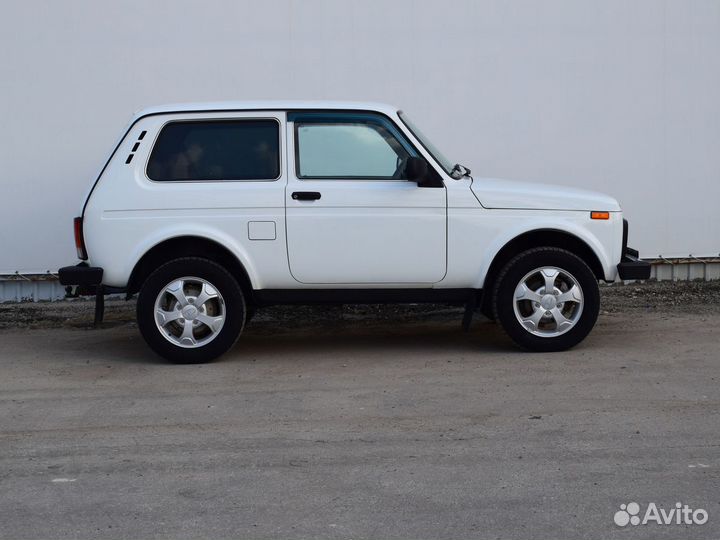 LADA 4x4 (Нива) 1.7 МТ, 2018, 15 600 км