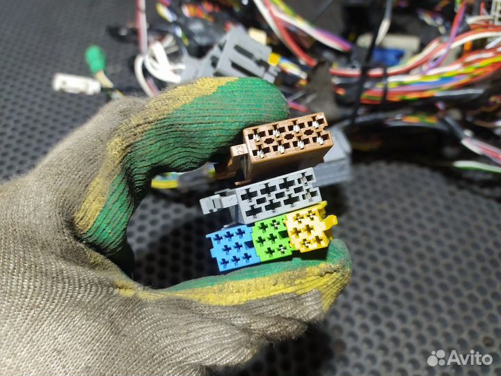 82481110 Проводка кабины Volvo FH