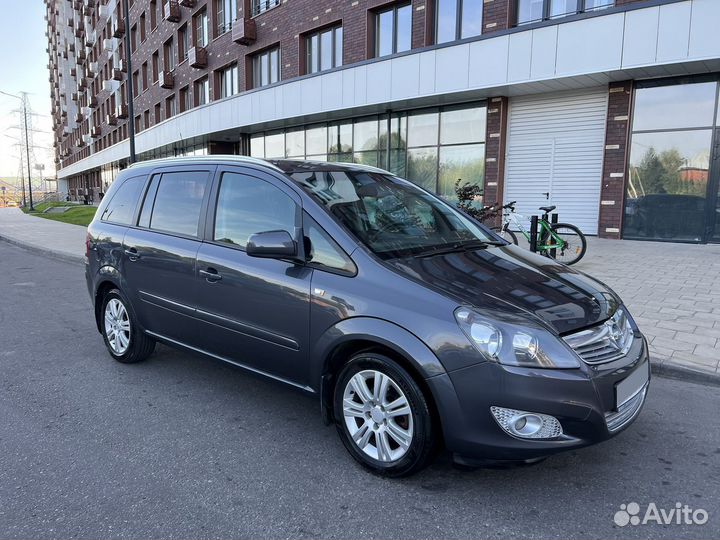 Opel Zafira 1.8 МТ, 2012, 265 500 км