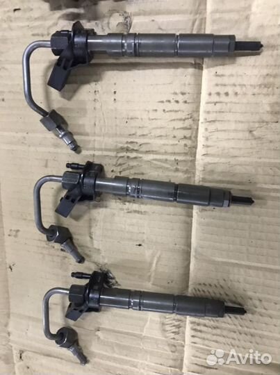 Форсунка Mercedes Ml164, w204,w203,906, 639, w211