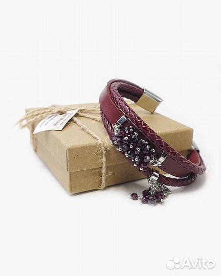 Браслет кожаный женский с бусинами Граната