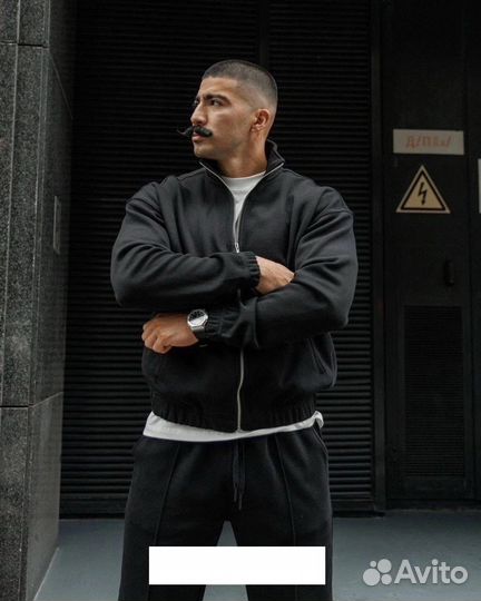 Мужской костюм