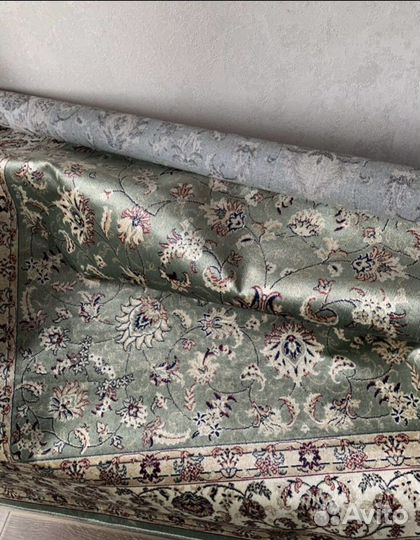 Ковер шелковый