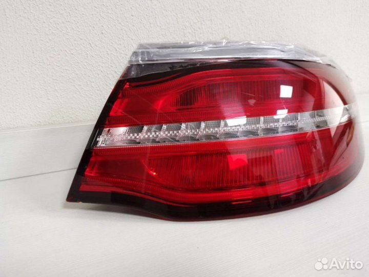Задний правый фонарь Mercedes-Benz Gle C292